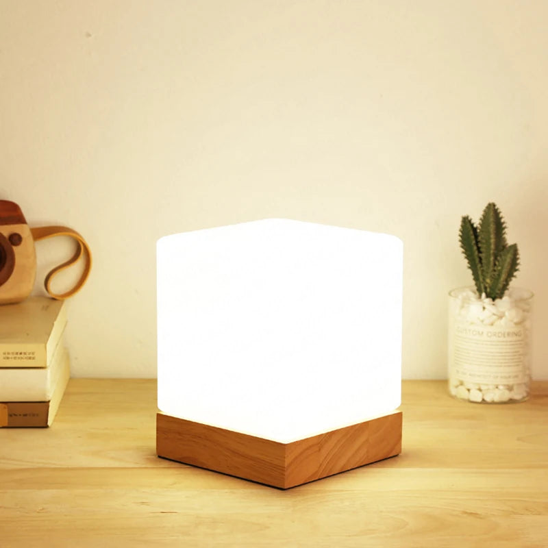 Modern bedroom table lamp solid wood