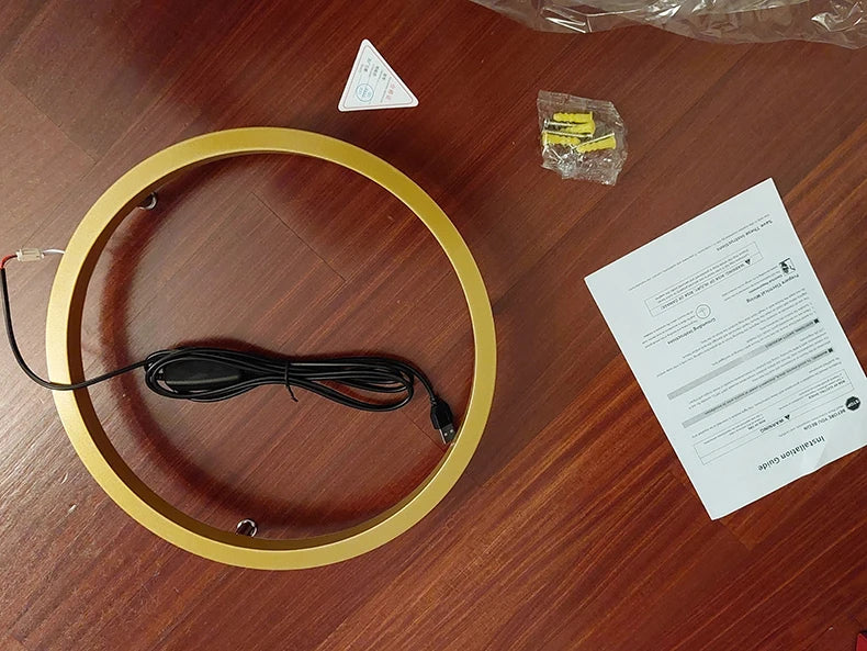 Simple Circle Background Decoration Lamp