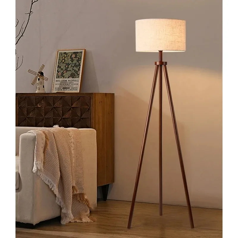 Tripod Design Wood E27 Led Floor Lamp